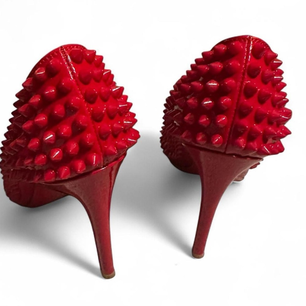 Christian louboutin red patent leather pigalle spiked heels - Picture 6 of 8